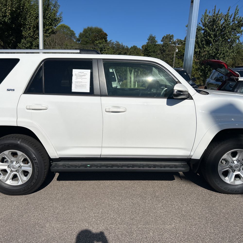 2024 Toyota 4Runner SR5 Premium