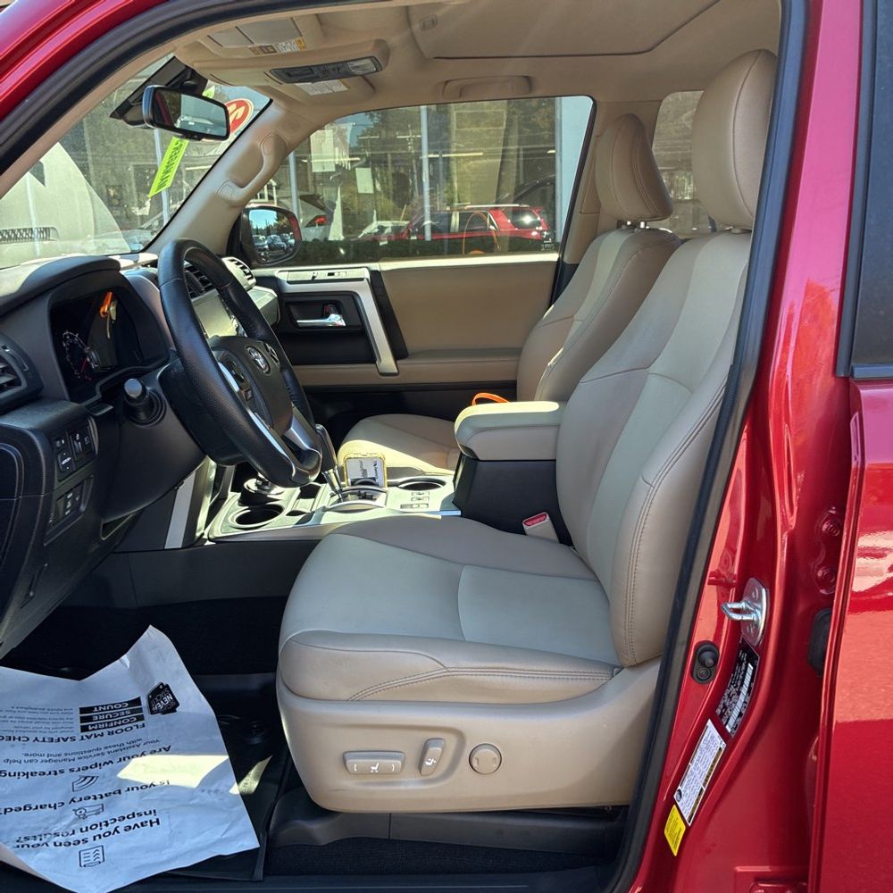 2023 Toyota 4Runner SR5 Premium