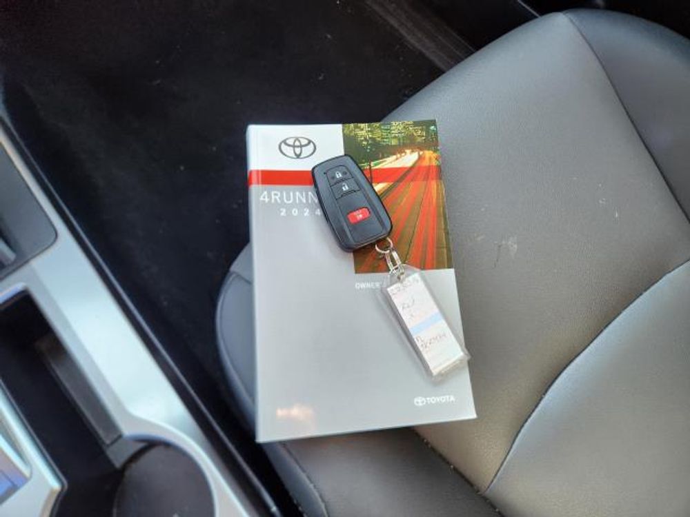2024 Toyota 4Runner SR5 Premium