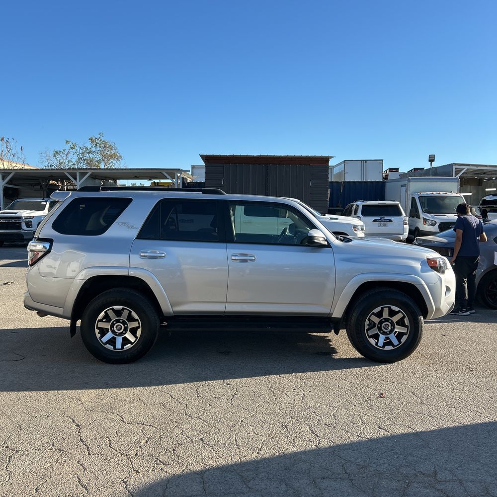 2024 Toyota 4Runner TRD Off-Road