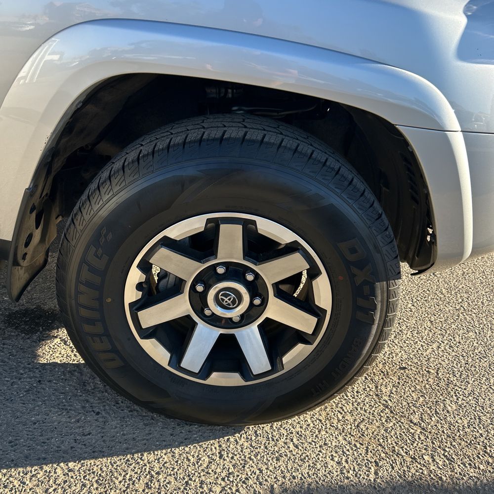 2024 Toyota 4Runner TRD Off-Road