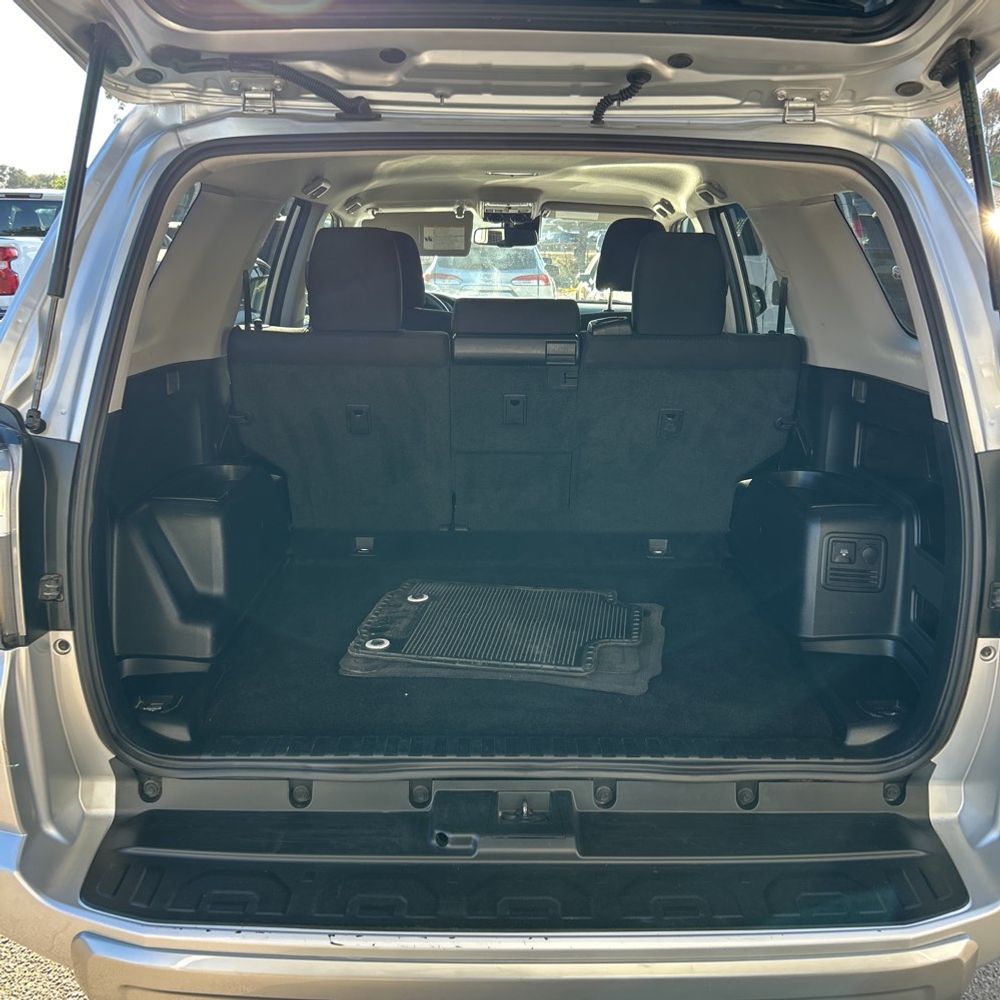 2024 Toyota 4Runner TRD Off-Road