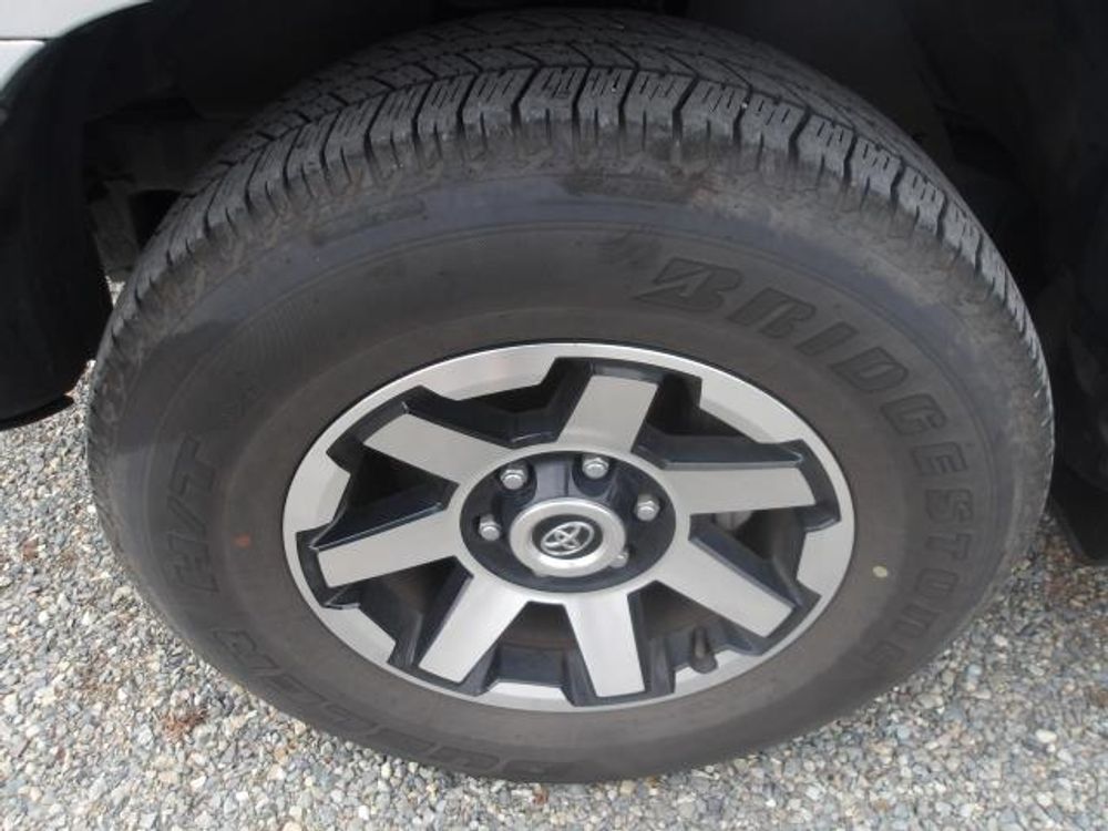 2024 Toyota 4Runner TRD Off Road