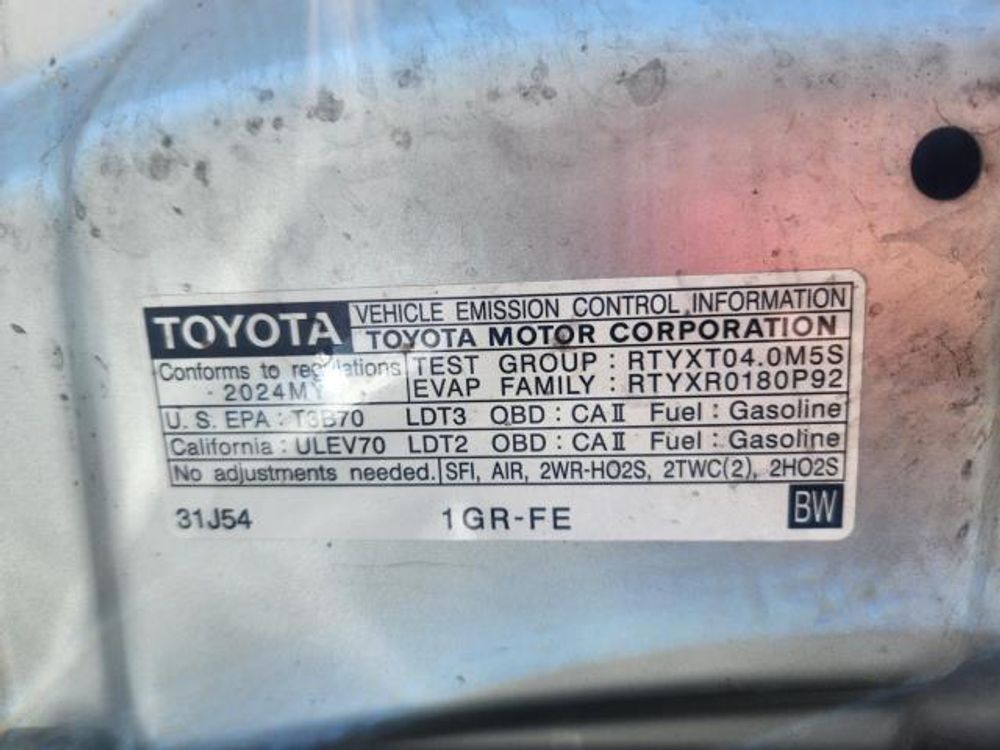 2024 Toyota 4Runner TRD Off Road