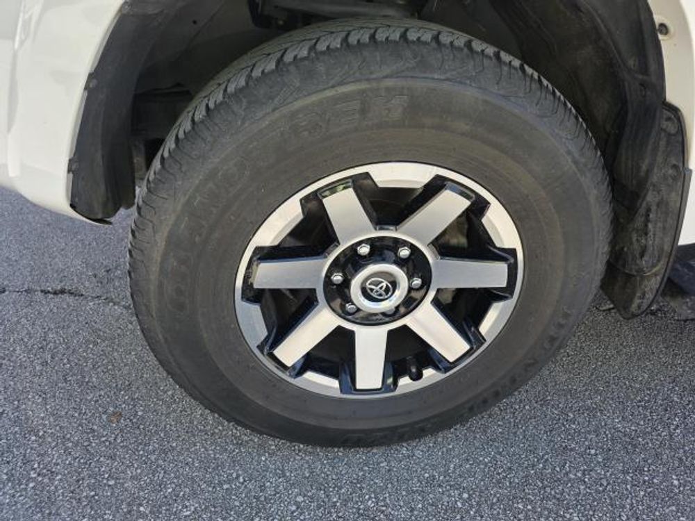 2024 Toyota 4Runner TRD Off Road
