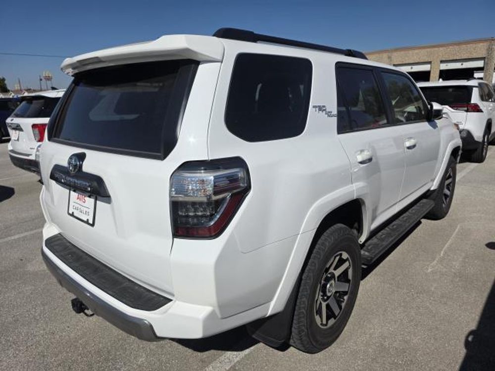 2024 Toyota 4Runner TRD Off Road