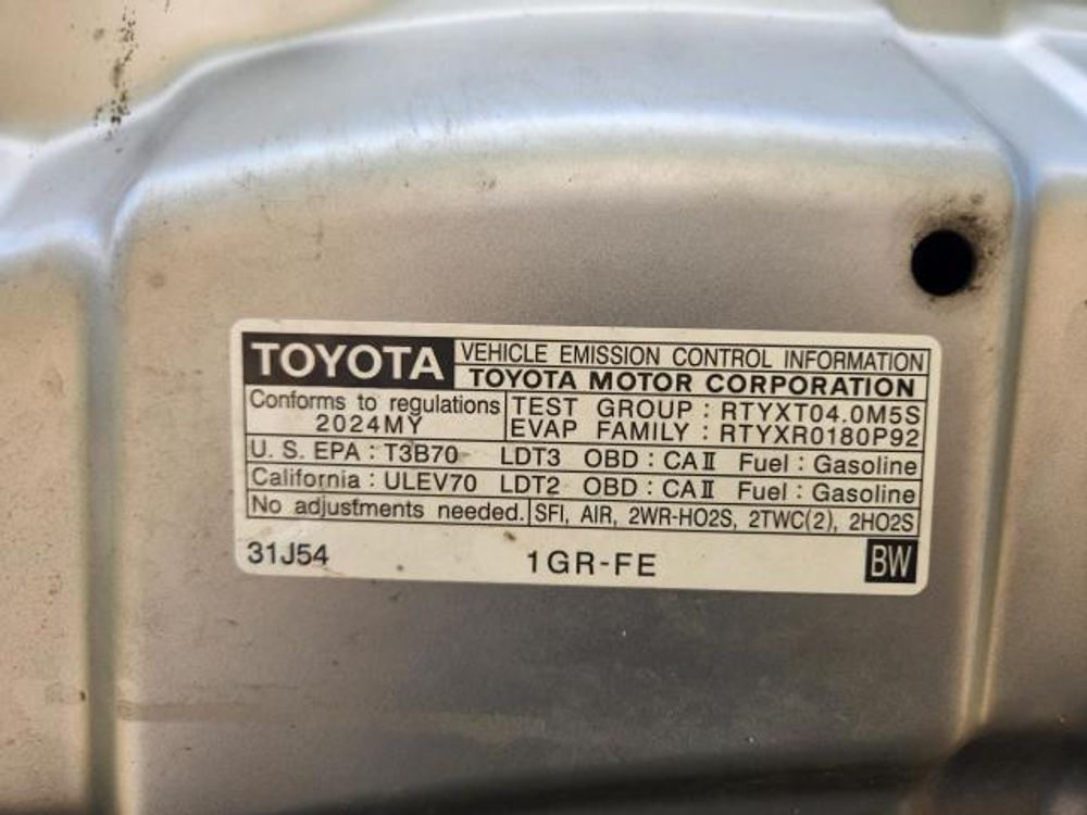 2024 Toyota 4Runner TRD Off Road
