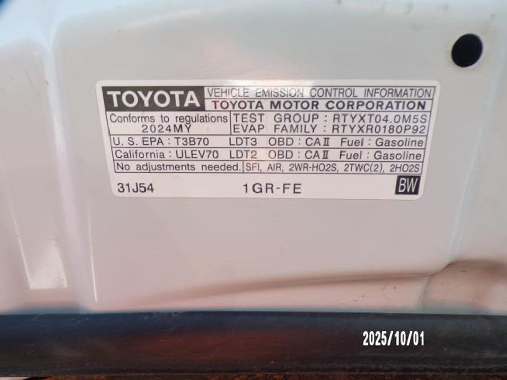 2024 Toyota 4Runner TRD Off Road