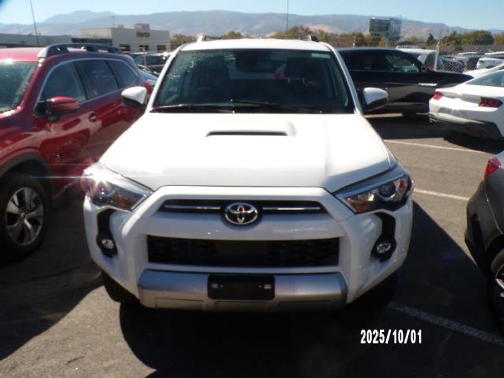 2024 Toyota 4Runner TRD Off Road