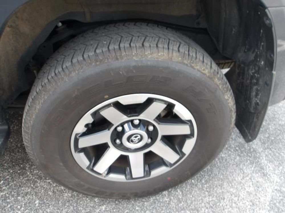 2024 Toyota 4Runner TRD Off Road