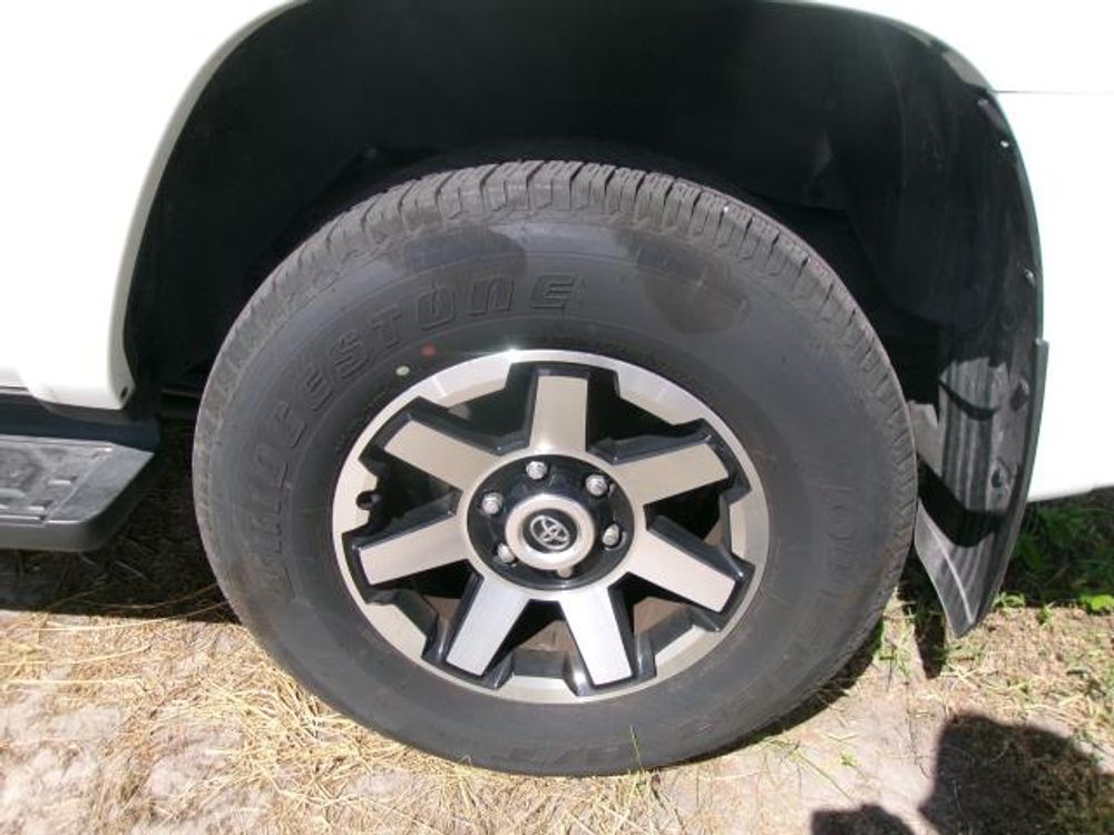 2024 Toyota 4Runner TRD Off Road