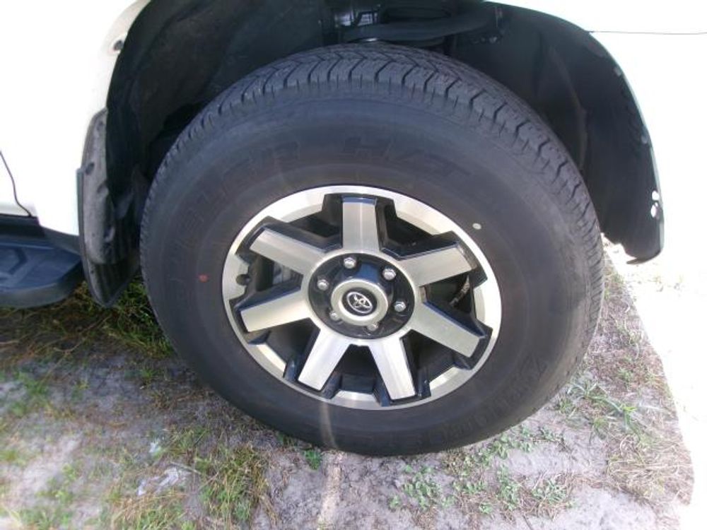 2024 Toyota 4Runner TRD Off Road