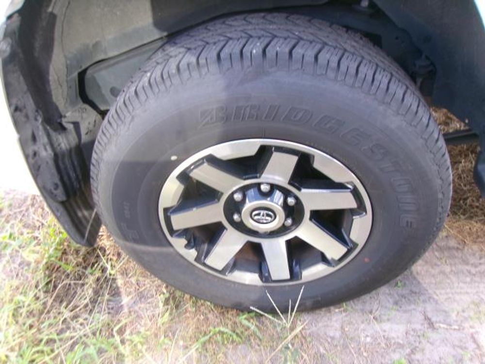 2024 Toyota 4Runner TRD Off Road