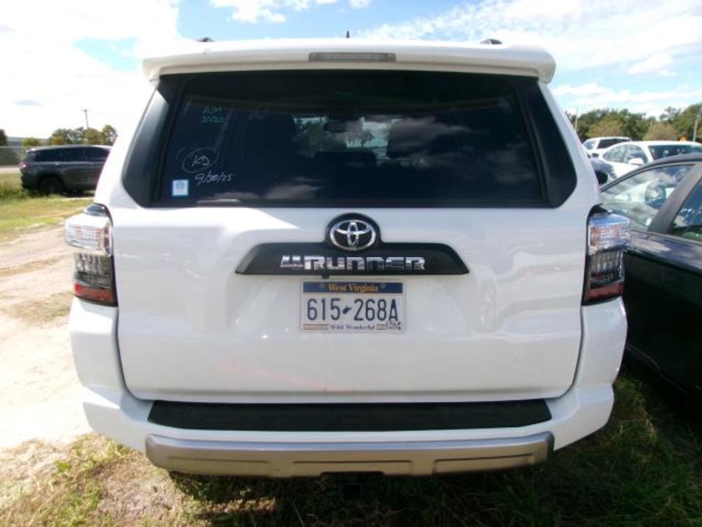 2024 Toyota 4Runner TRD Off Road