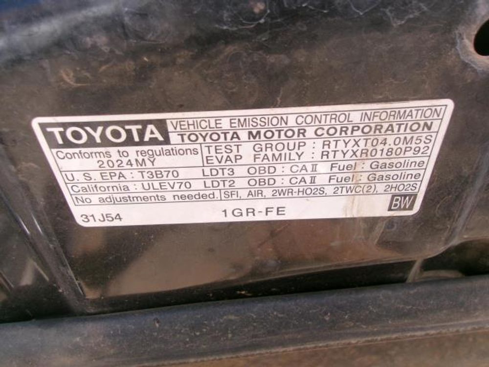 2024 Toyota 4Runner TRD Off Road