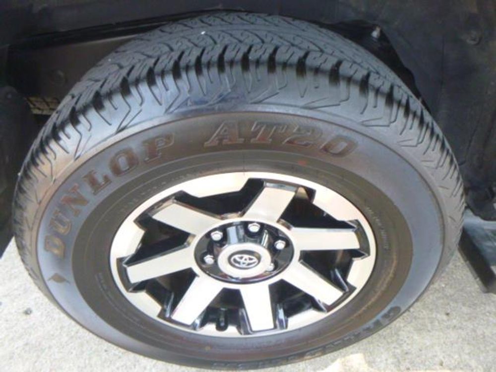 2024 Toyota 4Runner TRD Off Road