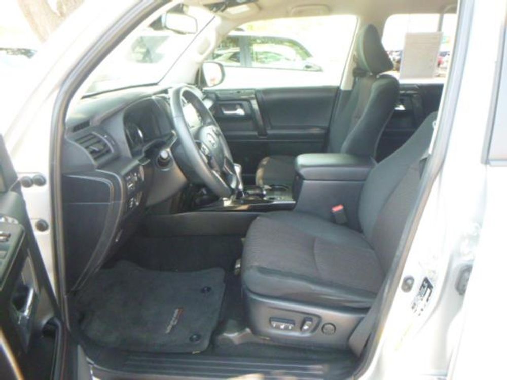 2024 Toyota 4Runner TRD Off Road