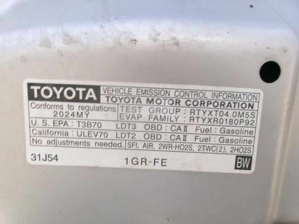 2024 Toyota 4Runner TRD Off Road