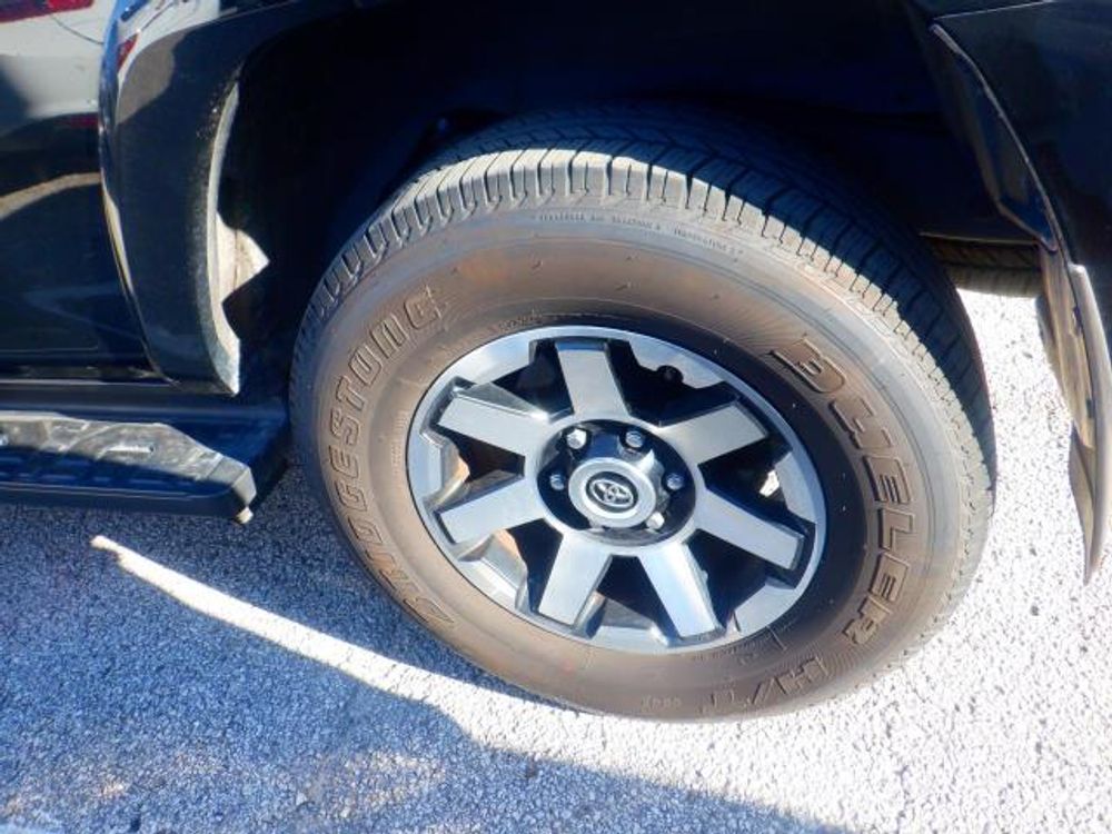 2024 Toyota 4Runner TRD Off Road