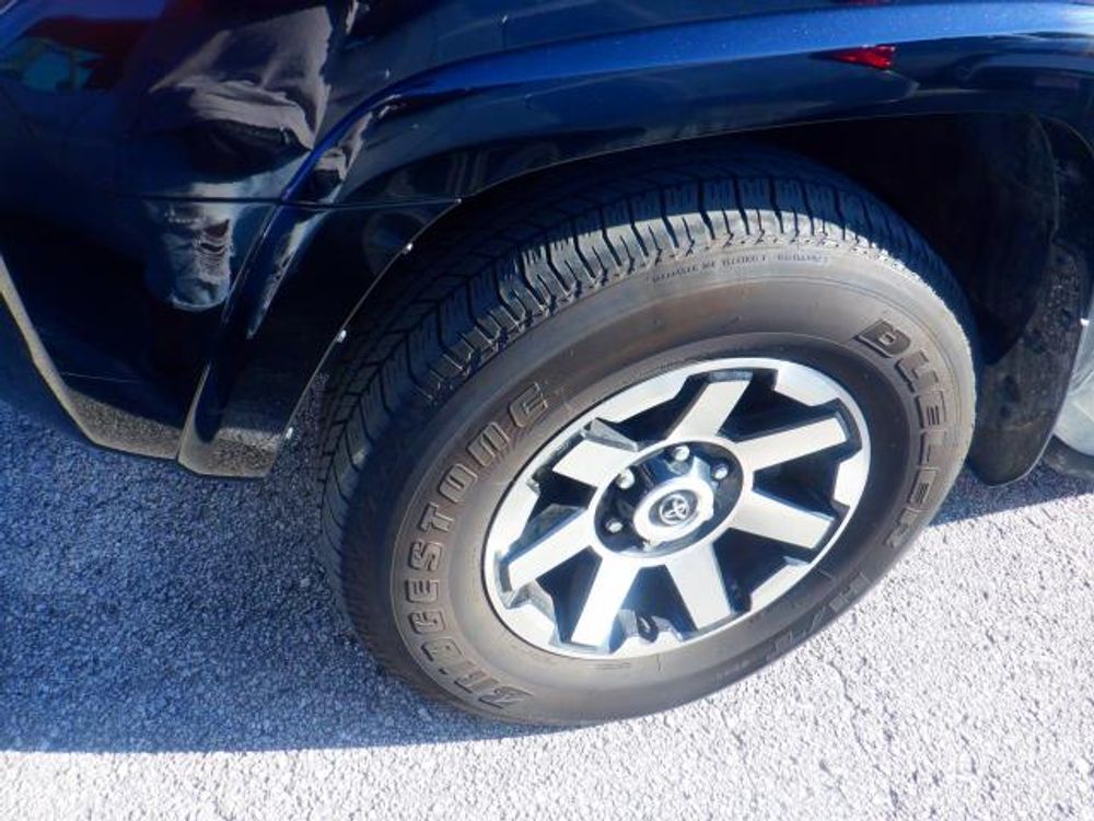 2024 Toyota 4Runner TRD Off Road