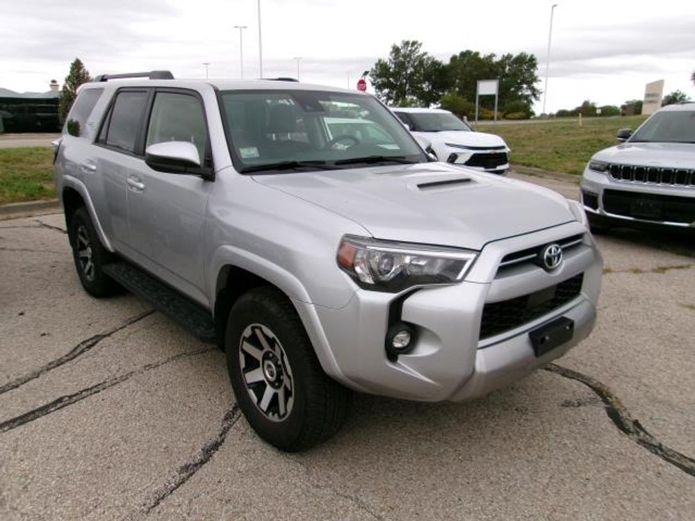 2024 Toyota 4Runner TRD Off Road
