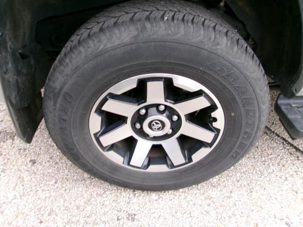 2024 Toyota 4Runner TRD Off Road