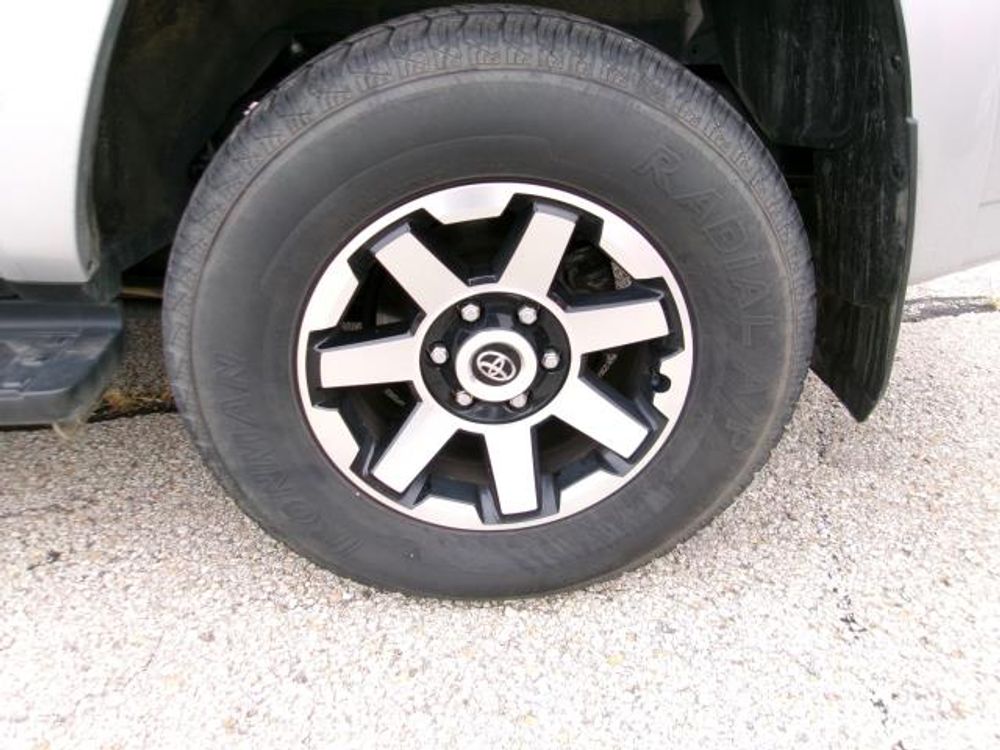 2024 Toyota 4Runner TRD Off Road
