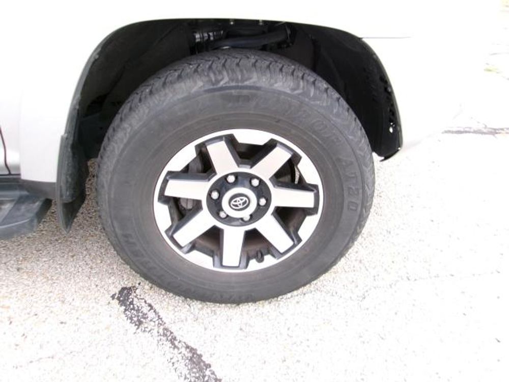 2024 Toyota 4Runner TRD Off Road