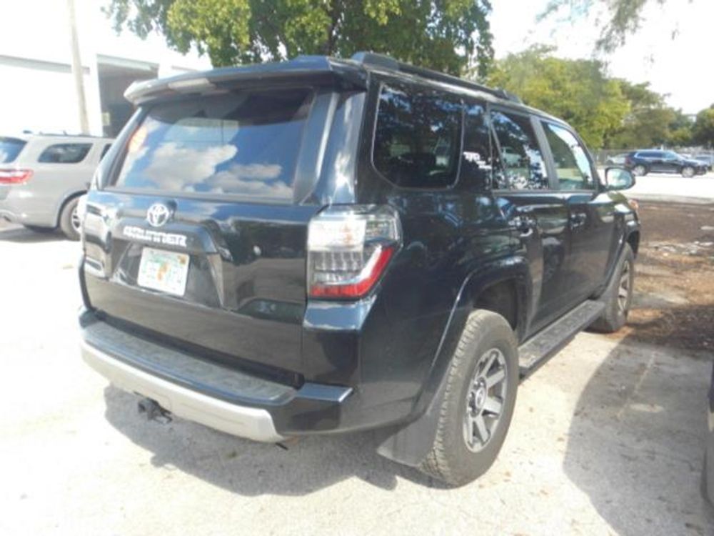 2024 Toyota 4Runner TRD Off Road