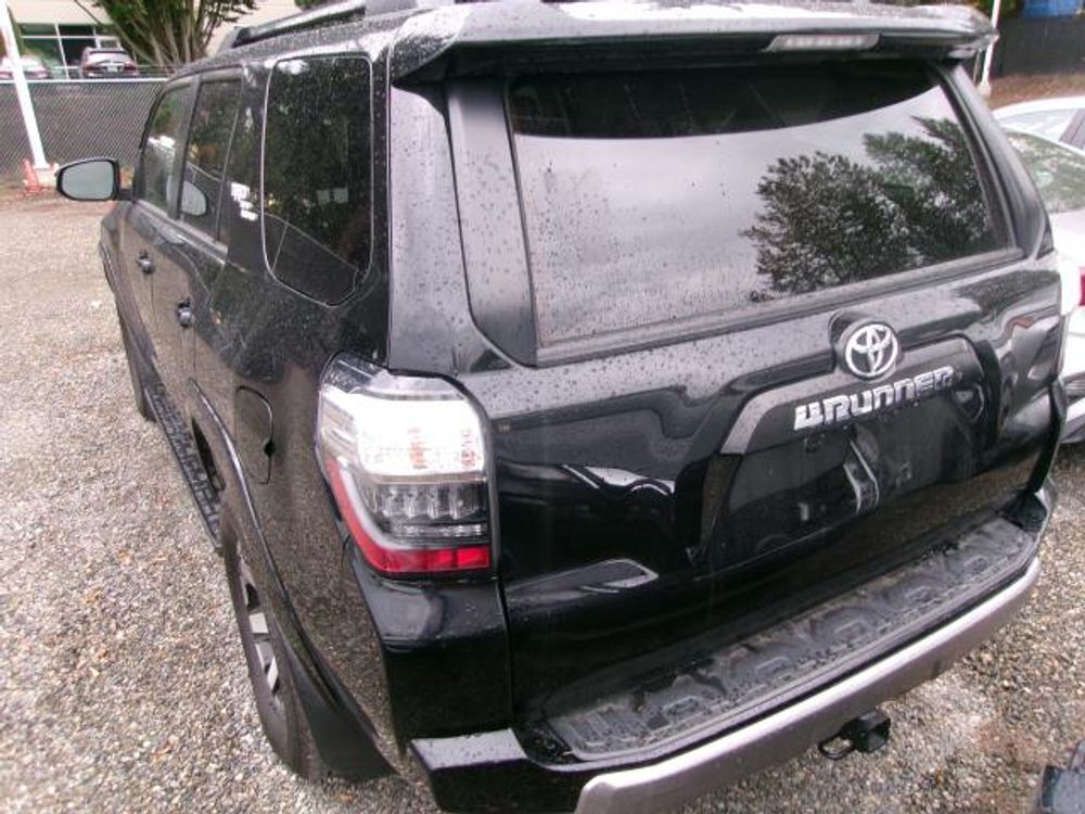 2024 Toyota 4Runner TRD Off Road