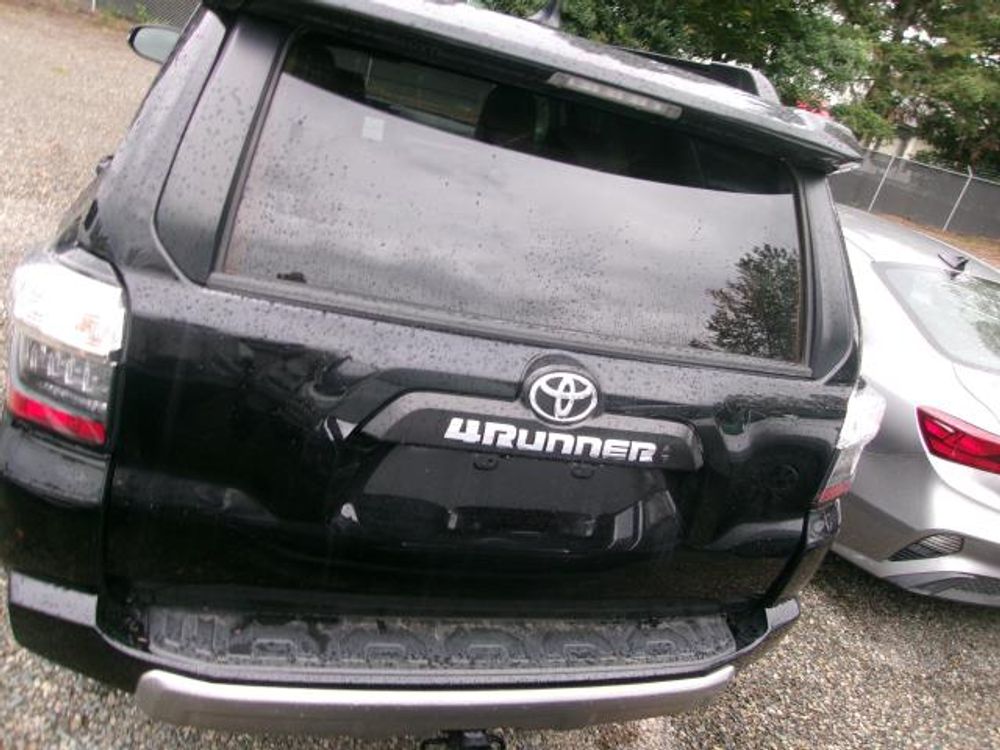 2024 Toyota 4Runner TRD Off Road
