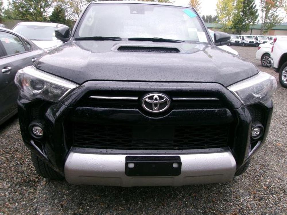 2024 Toyota 4Runner TRD Off Road