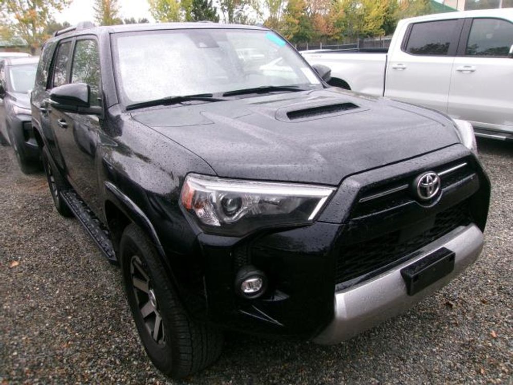 2024 Toyota 4Runner TRD Off Road