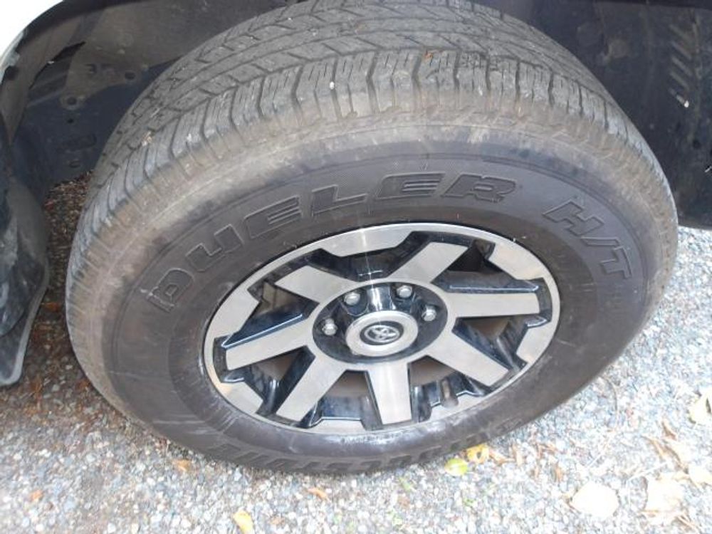 2024 Toyota 4Runner TRD Off Road