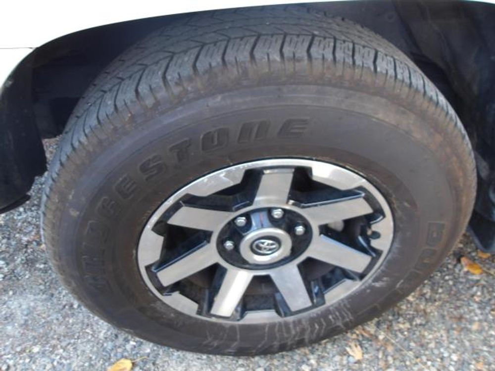 2024 Toyota 4Runner TRD Off Road