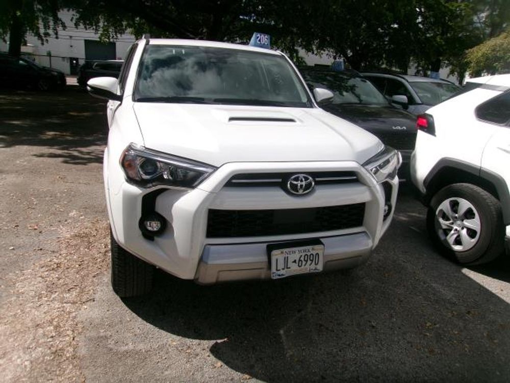 2024 Toyota 4Runner TRD Off Road