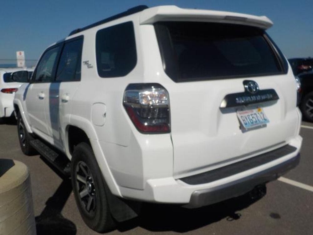 2024 Toyota 4Runner TRD Off Road