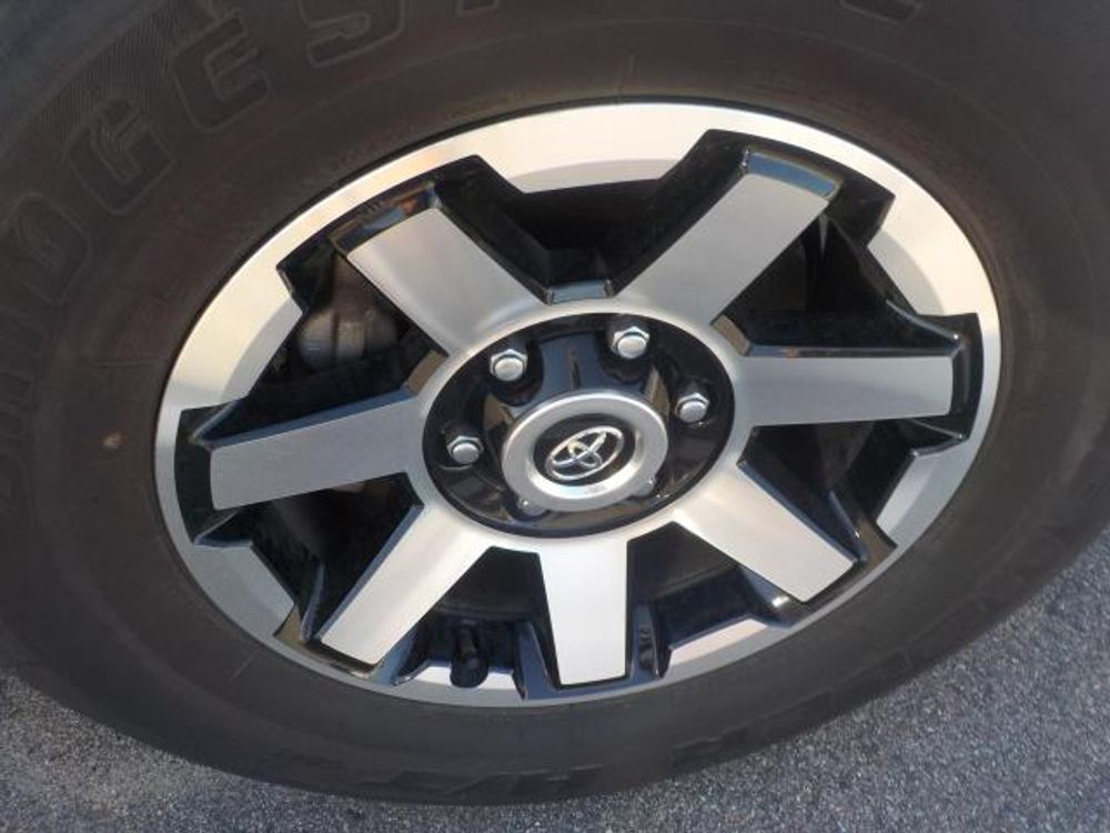 2024 Toyota 4Runner TRD Off Road