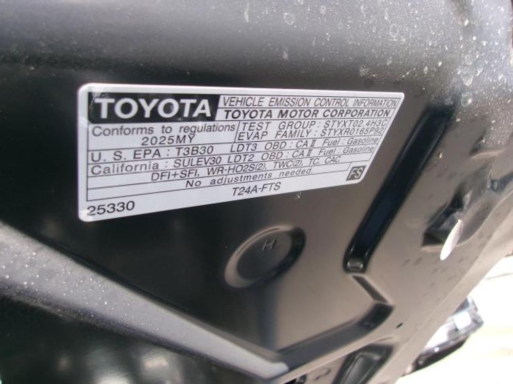 2025 Toyota 4Runner SR5