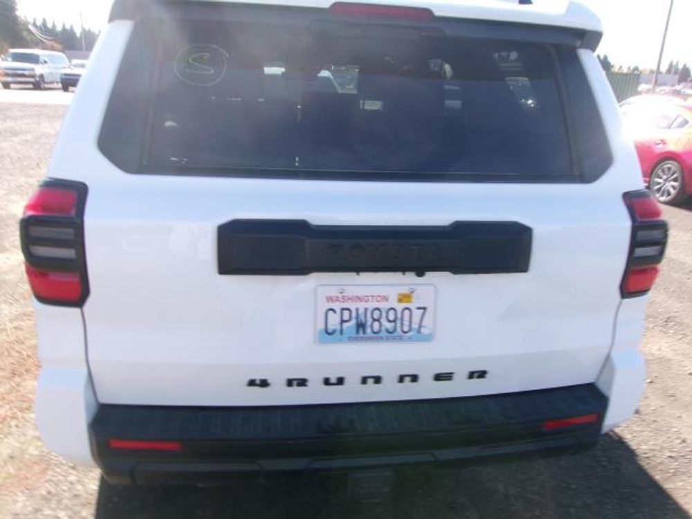 2025 Toyota 4Runner SR5