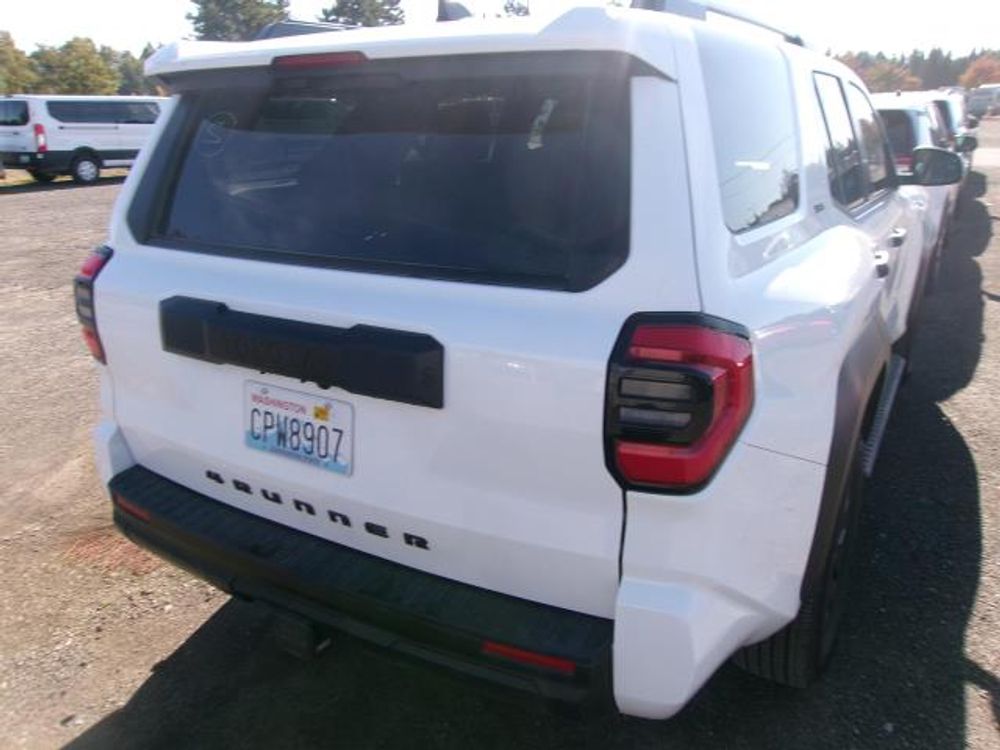 2025 Toyota 4Runner SR5