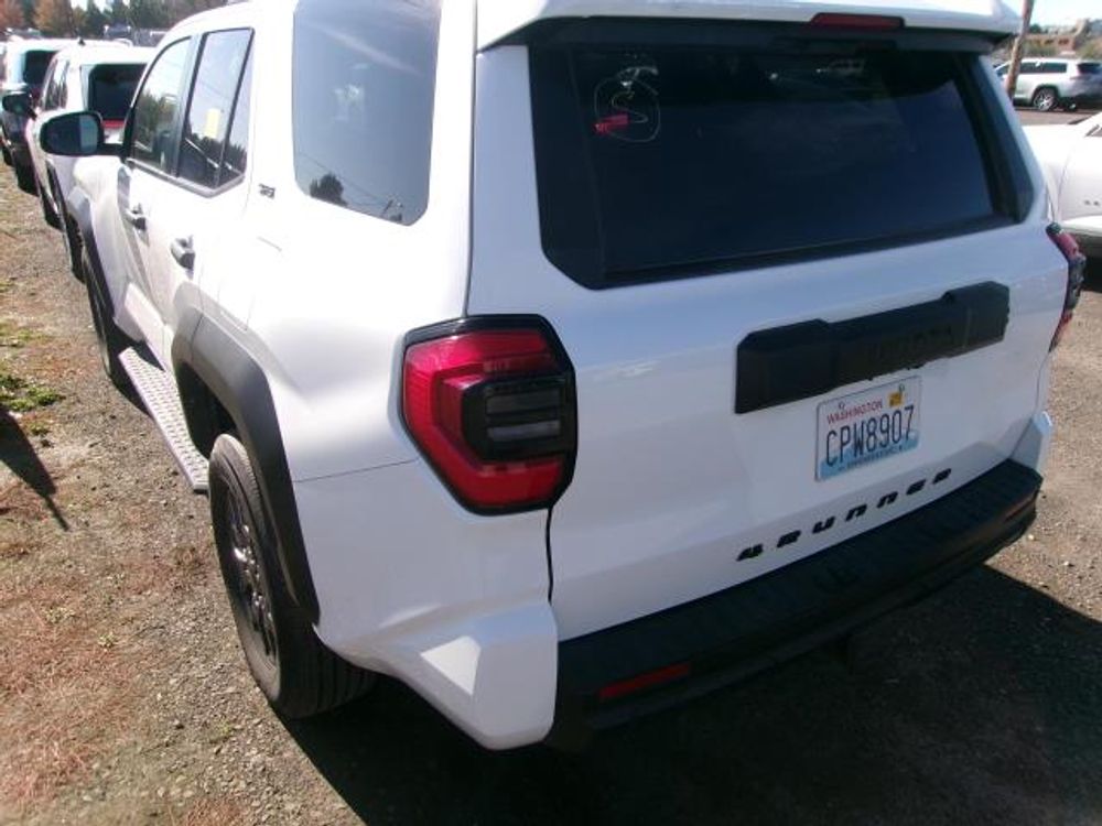 2025 Toyota 4Runner SR5