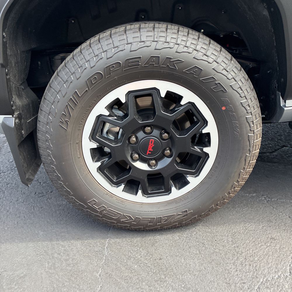 2025 Toyota 4Runner TRD Off-Road Premium