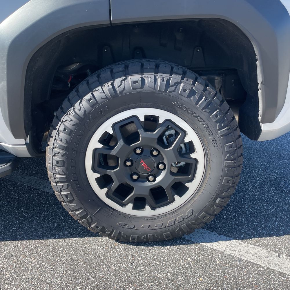2025 Toyota 4Runner TRD Off-Road HV