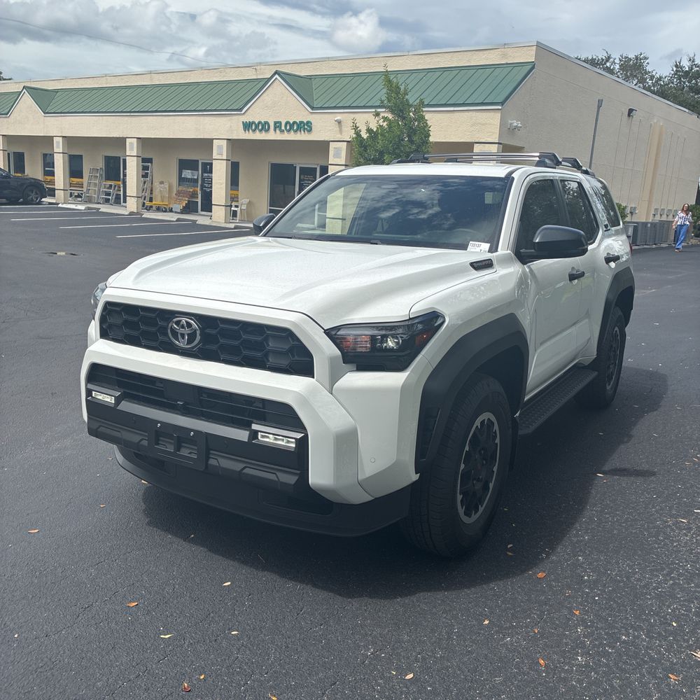 2025 Toyota 4Runner TRD Off-Road HV