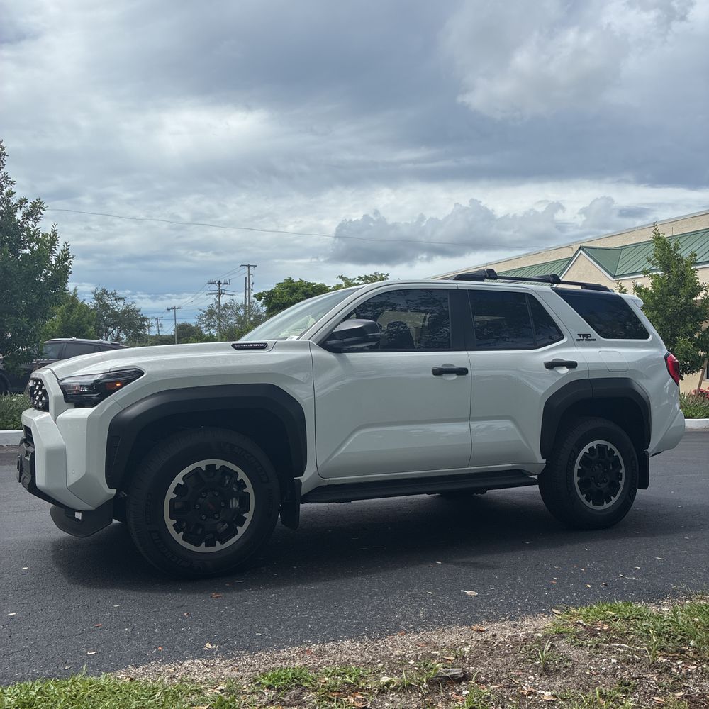 2025 Toyota 4Runner TRD Off-Road HV