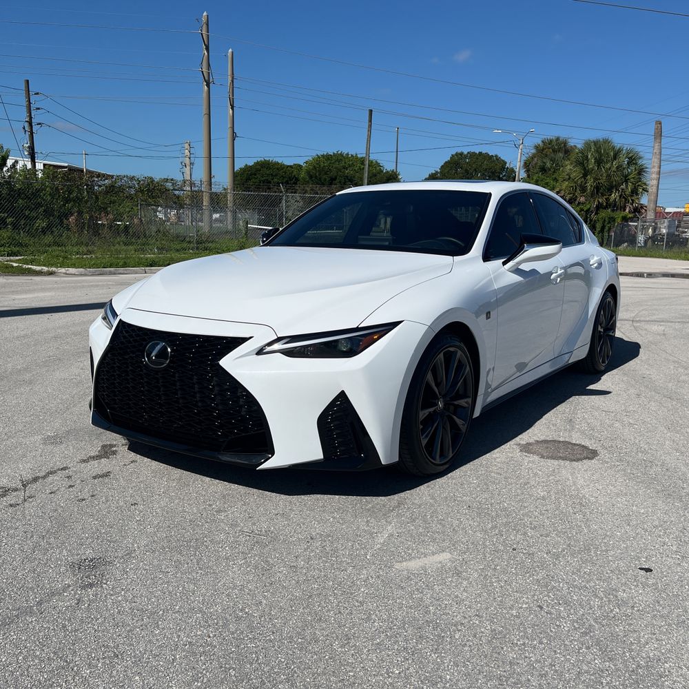 2025 Lexus IS 350 F SPORT Design