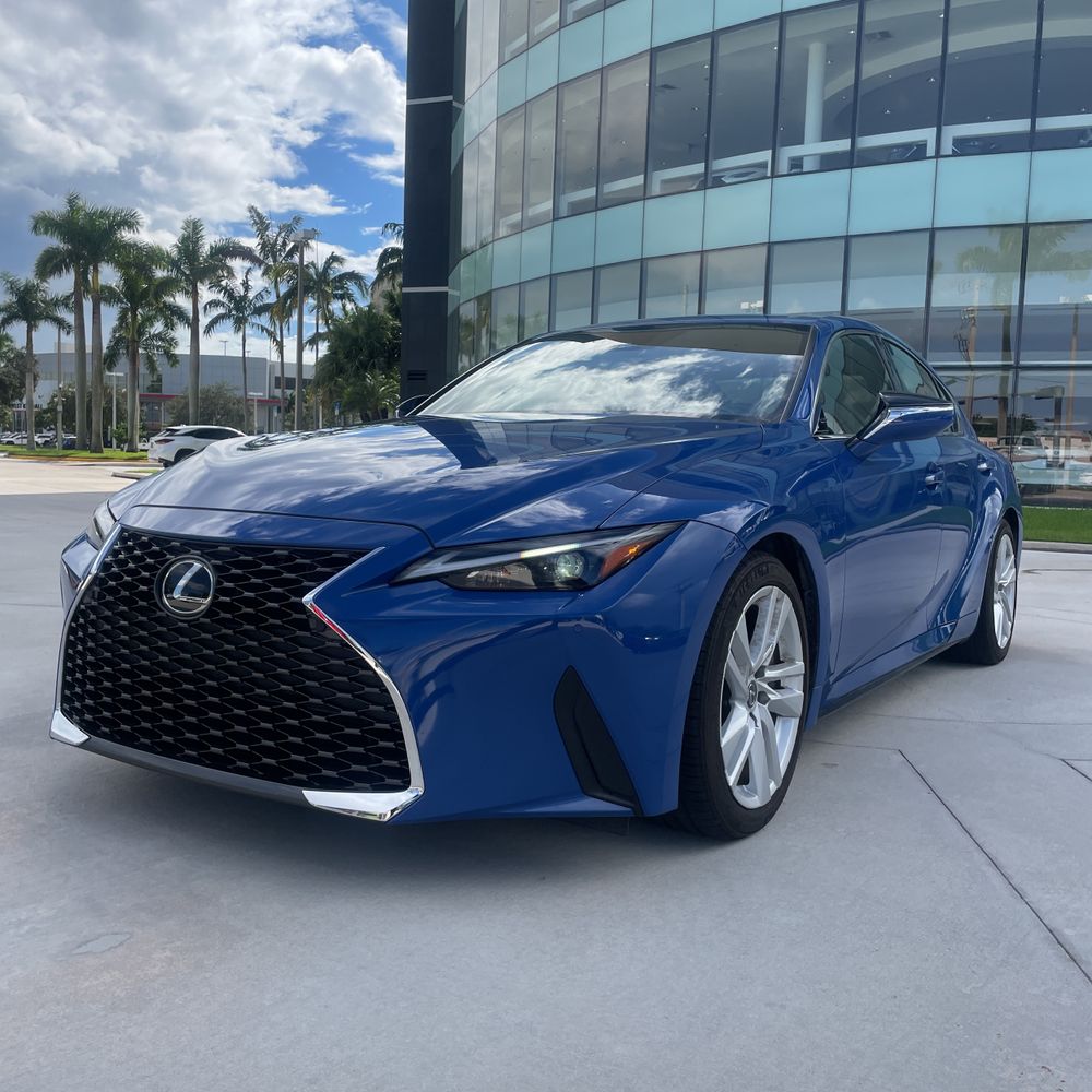 2024 Lexus IS 300 Base