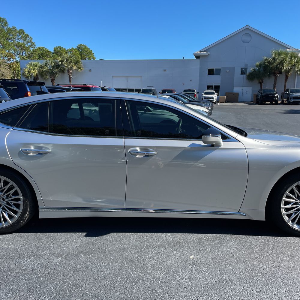 2024 Lexus LS 500 Base