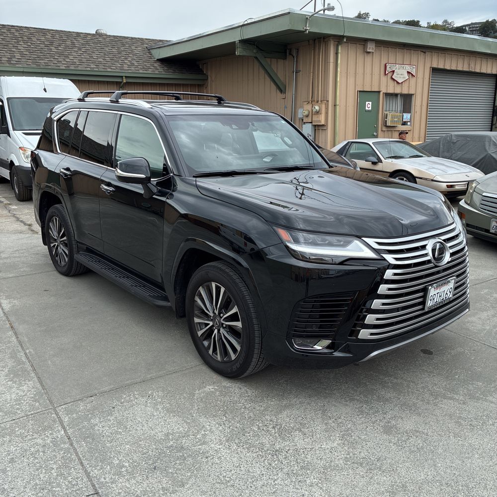 2024 Lexus LX 600 Premium